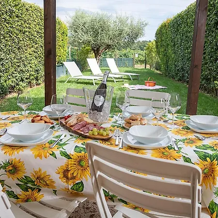 Nyaraló Nocino - Regarda Travel