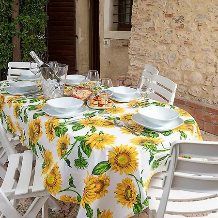 Nocino - Regarda Travel Nyaraló *