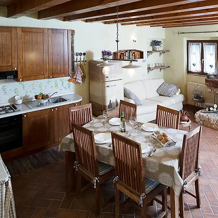 Nocino - Regarda Travel Ferienhaus *