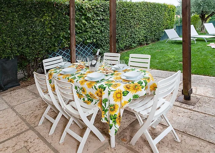 Nocino - Regarda Travel لاتيزي