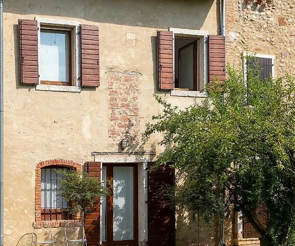 Nocino - Regarda Travel